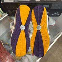 Load image into Gallery viewer, Nike LeBron Media Day 7s Size 10

