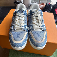 Load image into Gallery viewer, Louis Vuitton Trainers Size 9.5UK
