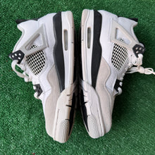 Load image into Gallery viewer, Jordan Military Black 4s Size 7Y
