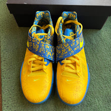 Load image into Gallery viewer, Nike Scoring Title KD IVs Size 10.5
