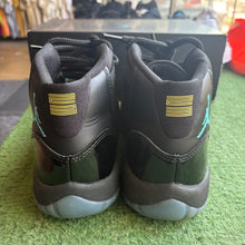 Load image into Gallery viewer, Jordan Gamma 11s Size 6.5Y
