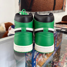 Load image into Gallery viewer, Jordan Lucky Green 1s Size 11
