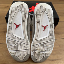 Load image into Gallery viewer, Jordan White Oreo 4s Size 7Y
