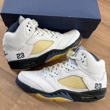 Load image into Gallery viewer, Jordan A Ma Maniere Dawn 5s Size 11.5W/10M
