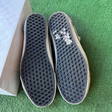 Load image into Gallery viewer, Vans Pearlized Pack Marshmallow White Old Skool 36s Size 9.5
