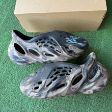 Load image into Gallery viewer, Adidas Yeezy MX Cinder Foam Runners Size 9
