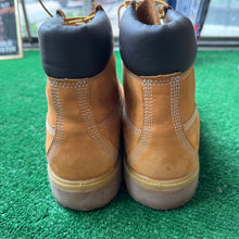 Load image into Gallery viewer, Timberland 6” Premium Waterproof Boots Size 11
