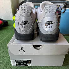 Load image into Gallery viewer, Jordan Neon 4s Size 6Y
