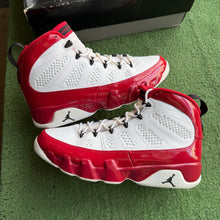 Load image into Gallery viewer, Jordan Gym Red 9s Size 11
