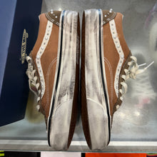 Load image into Gallery viewer, Vans Cocoa Pearlized Old Skool 36s Size 9
