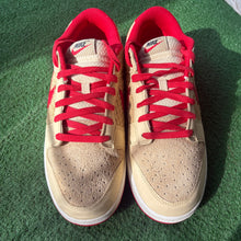 Load image into Gallery viewer, Nike Strawberry Waffle Low Dunks Size 11.5
