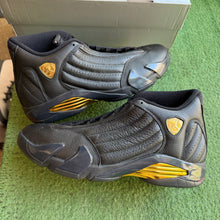 Load image into Gallery viewer, Jordan Defining Moment Last Shot 14s Size 10
