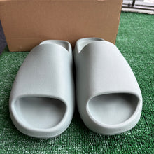 Load image into Gallery viewer, Adidas Yeezy Salt Slide Size 12
