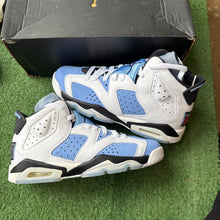 Load image into Gallery viewer, Jordan UNC 6s Size 5.5Y
