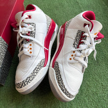 Load image into Gallery viewer, Jordan Cardinal 3s Size 9
