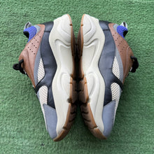 Load image into Gallery viewer, Dior B22s Size 42
