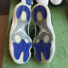 Load image into Gallery viewer, Jordan Concord 11s Size 11
