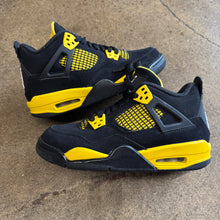 Load image into Gallery viewer, Jordan Thunder 4s Size 5Y
