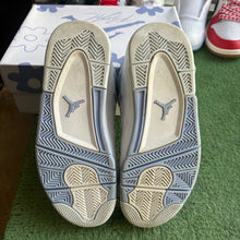 Load image into Gallery viewer, Jordan Forget Me Not 4s Size 7.5W/6M

