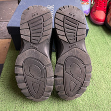 Load image into Gallery viewer, Dior B30s Size 41
