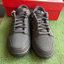 Load image into Gallery viewer, Nike Cyber Reflective Low Dunks 8W/6.5M
