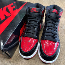 Load image into Gallery viewer, Jordan Patent Bred 1s Size 4Y
