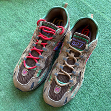 Load image into Gallery viewer, New Balance Stray Rat 827s Size 9.5
