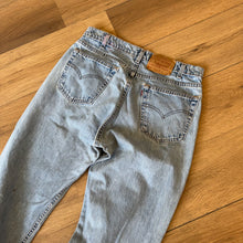 Load image into Gallery viewer, Vintage Levi’s Denim Size 34 x 32
