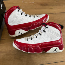 Load image into Gallery viewer, Jordan Gym Red 9 Size 9
