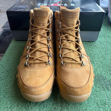 Load image into Gallery viewer, Jordan Wheat Boot 9s Size 11
