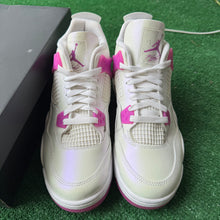 Load image into Gallery viewer, Jordan Hyper Violet 4s Size 7Y
