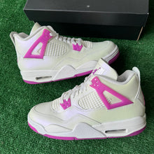 Load image into Gallery viewer, Jordan Hyper Violet 4s Size 7Y

