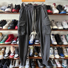 Load image into Gallery viewer, Rick Owens Sweats Size L
