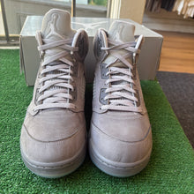 Load image into Gallery viewer, Jordan Wolf Grey 5s Size 12
