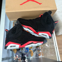 Load image into Gallery viewer, Jordan Salesman 6s Size 8.5
