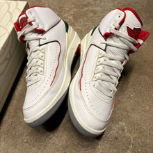 Load image into Gallery viewer, Jordan Origins 2s Size 10.5
