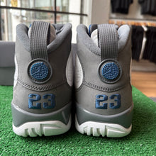 Load image into Gallery viewer, Jordan Flint 9s Size 9
