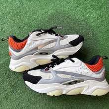 Load image into Gallery viewer, Dior B22s Size 45
