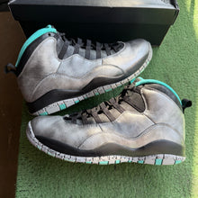 Load image into Gallery viewer, Jordan Lady Liberty 10s Size 10.5
