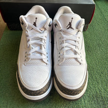Load image into Gallery viewer, Jordan Mocha 3s Size 10.5
