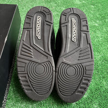 Load image into Gallery viewer, Jordan Black Cat 3s Size 8.5
