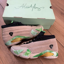 Load image into Gallery viewer, Jordan Aleali May Fortune 14s Size 7.5W/6M
