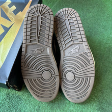 Load image into Gallery viewer, Jordan Palomino 1s Size 9.5
