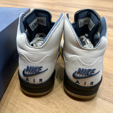 Load image into Gallery viewer, Jordan A Ma Maniere Dawn 5s Size 9W/7.5M
