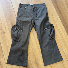 Load image into Gallery viewer, FFFPOSTALSERVICE Flare Cargo Pants Size 36
