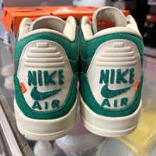 Load image into Gallery viewer, Jordan Nina Chanel 3s Size 11W/9.5M
