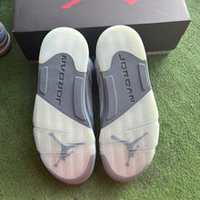 Load image into Gallery viewer, Jordan Bluebird 5s Size 12W/10.5M
