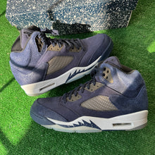 Load image into Gallery viewer, Jordan Georgetown 5s Size 10.5
