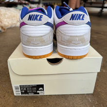 Load image into Gallery viewer, Nike SB Rayssa Leal Low Dunks Size 11.5
