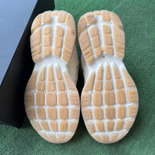 Load image into Gallery viewer, Amiri Bone Runners Size 42
